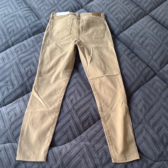 American Eagle Outfitters - Beige High-Rise Jegging - Picture 3 of 6